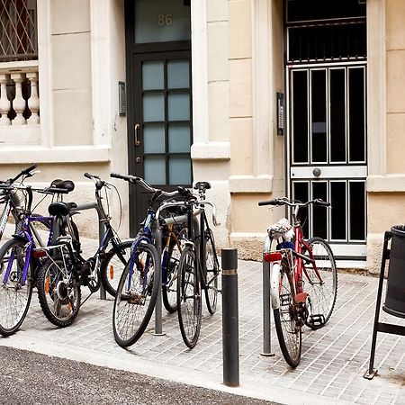 Apartament Piso En Poblesec Barcelona Zewnętrze zdjęcie