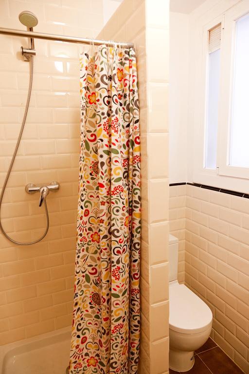 Apartament Piso En Poblesec Barcelona Zewnętrze zdjęcie