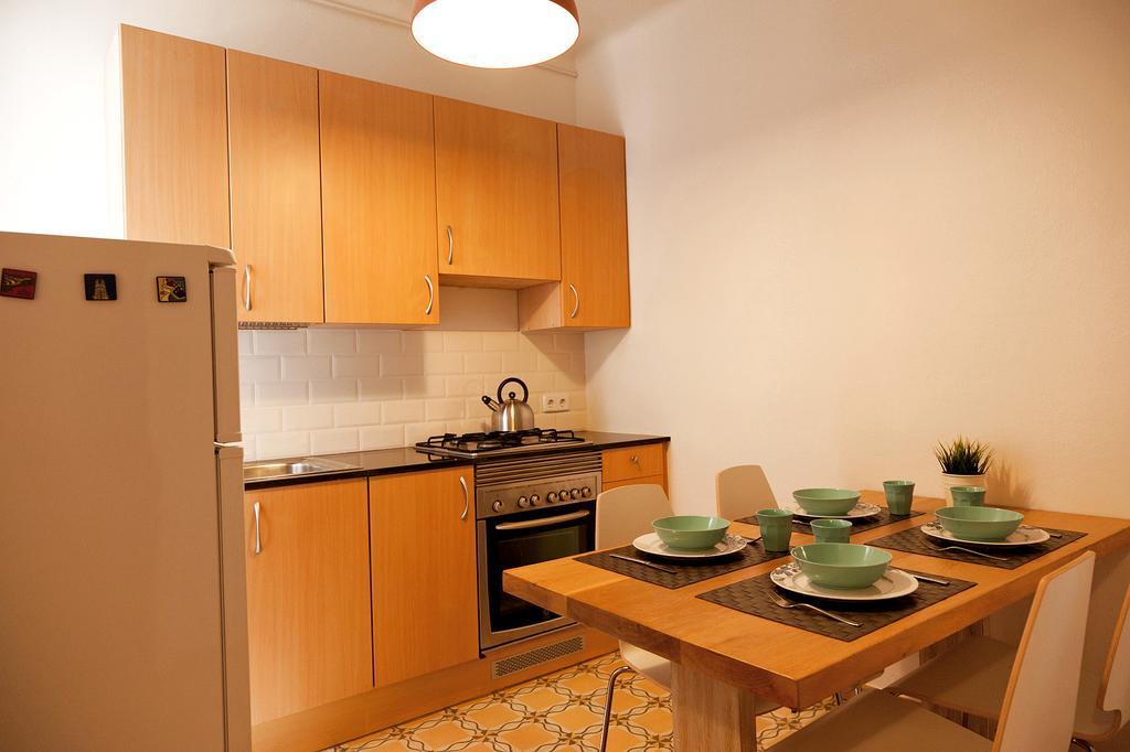 Apartament Piso En Poblesec Barcelona Zewnętrze zdjęcie