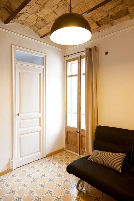 Apartament Piso En Poblesec Barcelona Zewnętrze zdjęcie